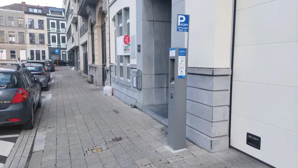 Modification du plan de stationnement à Courtrai : le stationnement de courte durée gratuit sera possible à partir du 1er octobre dans 2 des 4 zones