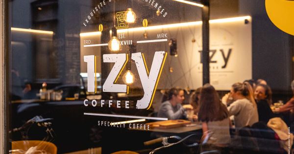 Redémarrage pour Izy Coffee après une « faillite silencieuse » : quatre coffee bars de Flandre occidentale ferment