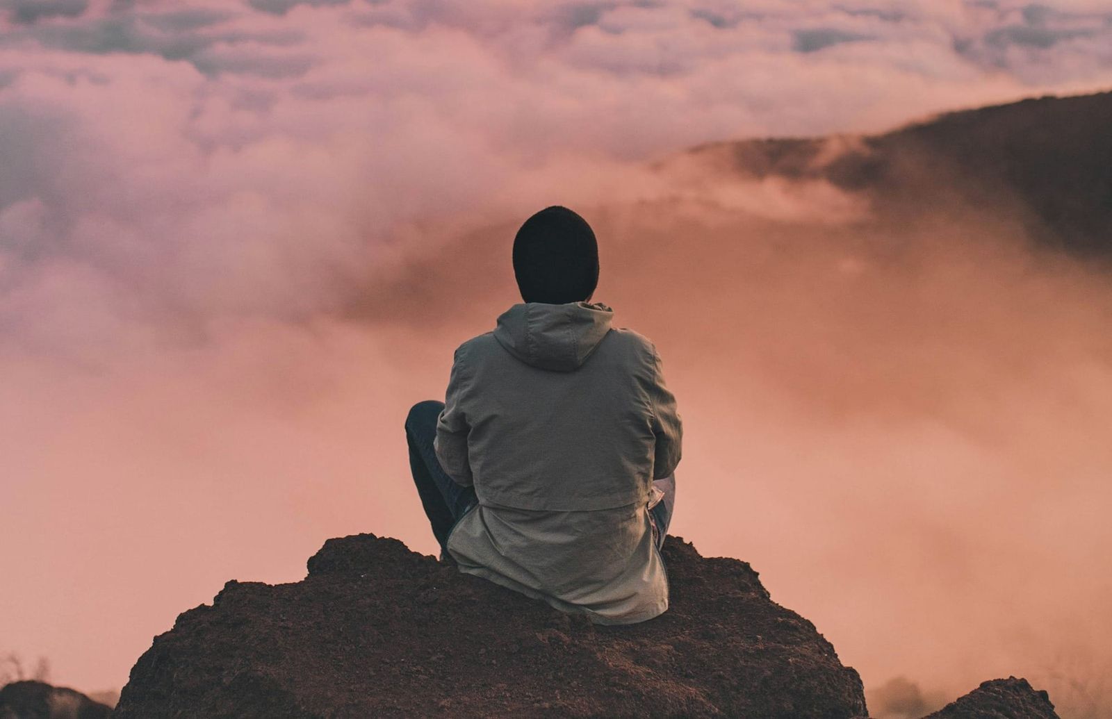 12 Biohacks That Boost Productivity & Mental Clarity