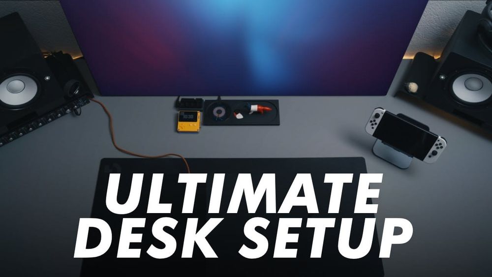 My 2022 Desk Setup To Work From Home And Make YouTube Videos | Studio Tour