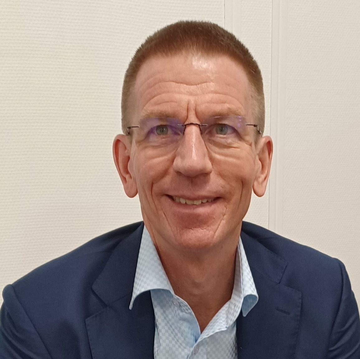 Building Networks, Not Just Hiring: The Global Talent Strategy with Mark Reinecke