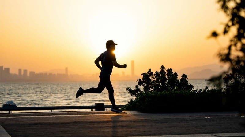 Walking vs. running: Which exercise reigns supreme?