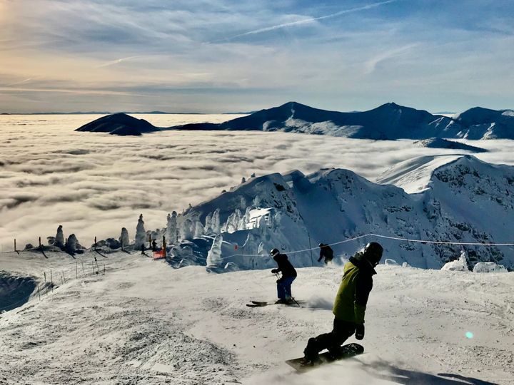 🎧 Songs of the Week #15: I like the way you shiver before you fall asleep.