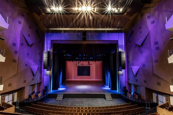 Bose Professional Partners with DataVisual