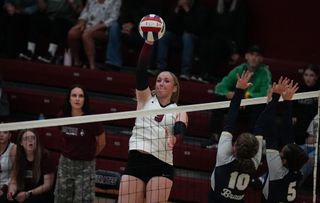 Photo Gallery: Dayton Volleyball vs. Banks