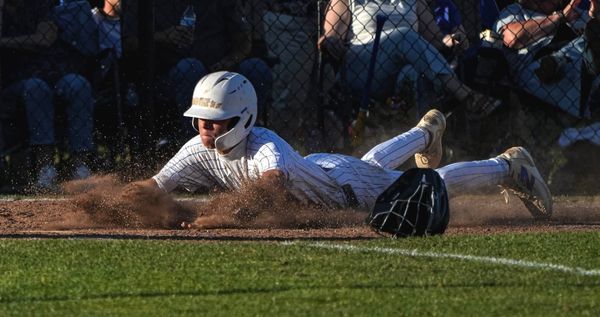 Tigers tie for Pacific Conference title (Photos, Video)