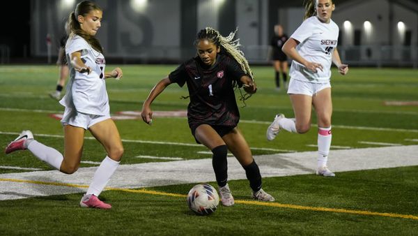 PHOTO GALLERY: McMinnville vs. Sherwood girls soccer