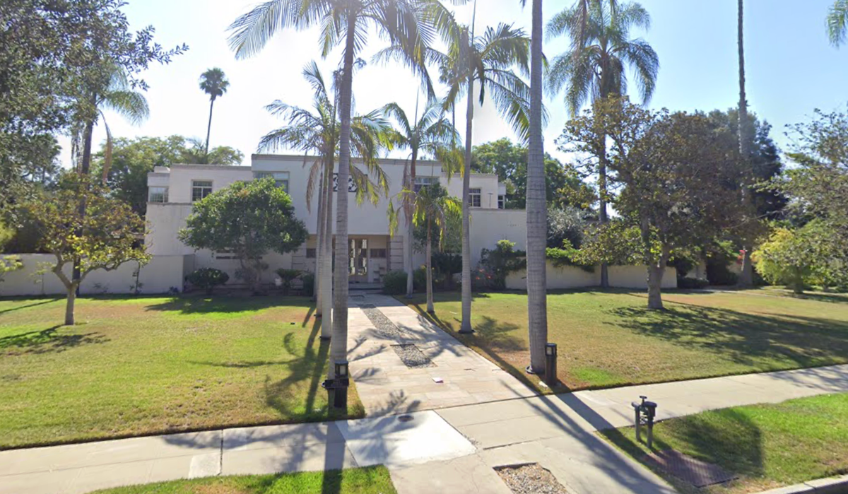 Council upholds CPU for Maharajah House; divided neighbors speak, some with racial undertones