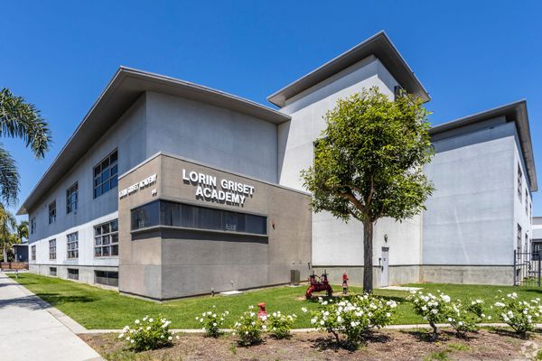 Lorin Griset student dies by suicide, SAUSD confrims