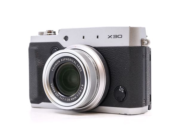 The Fujifilm X30 has a genius design feature we never saw again