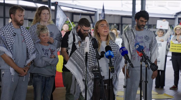 "It just felt so rogue, it was like anything could happen": Isla Lamont on being kidnapped from an aid boat by Israeli forces