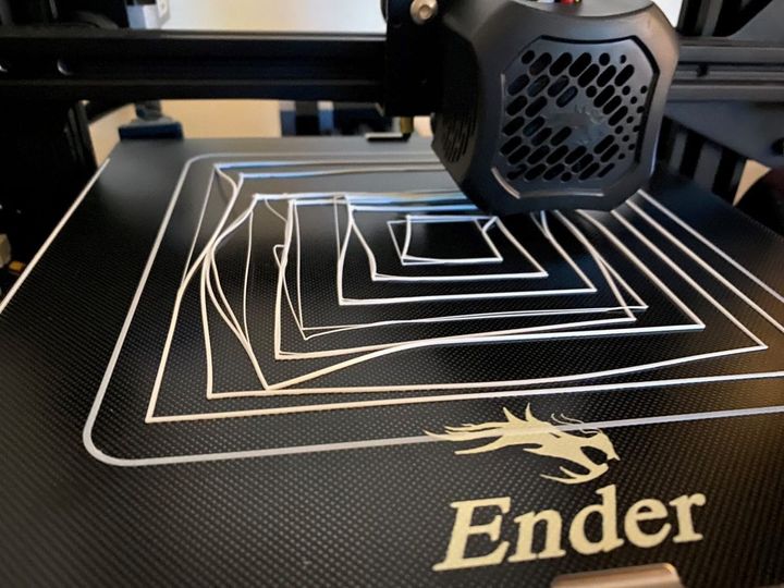 3d print not sticking to bed hero