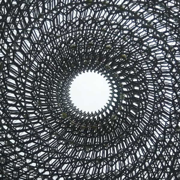 (De)void