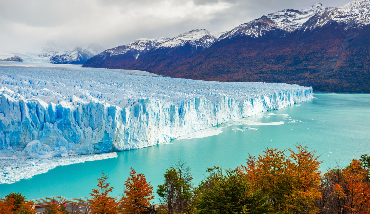 A giant ice wall at the Los Glaciares National Park in Argentina