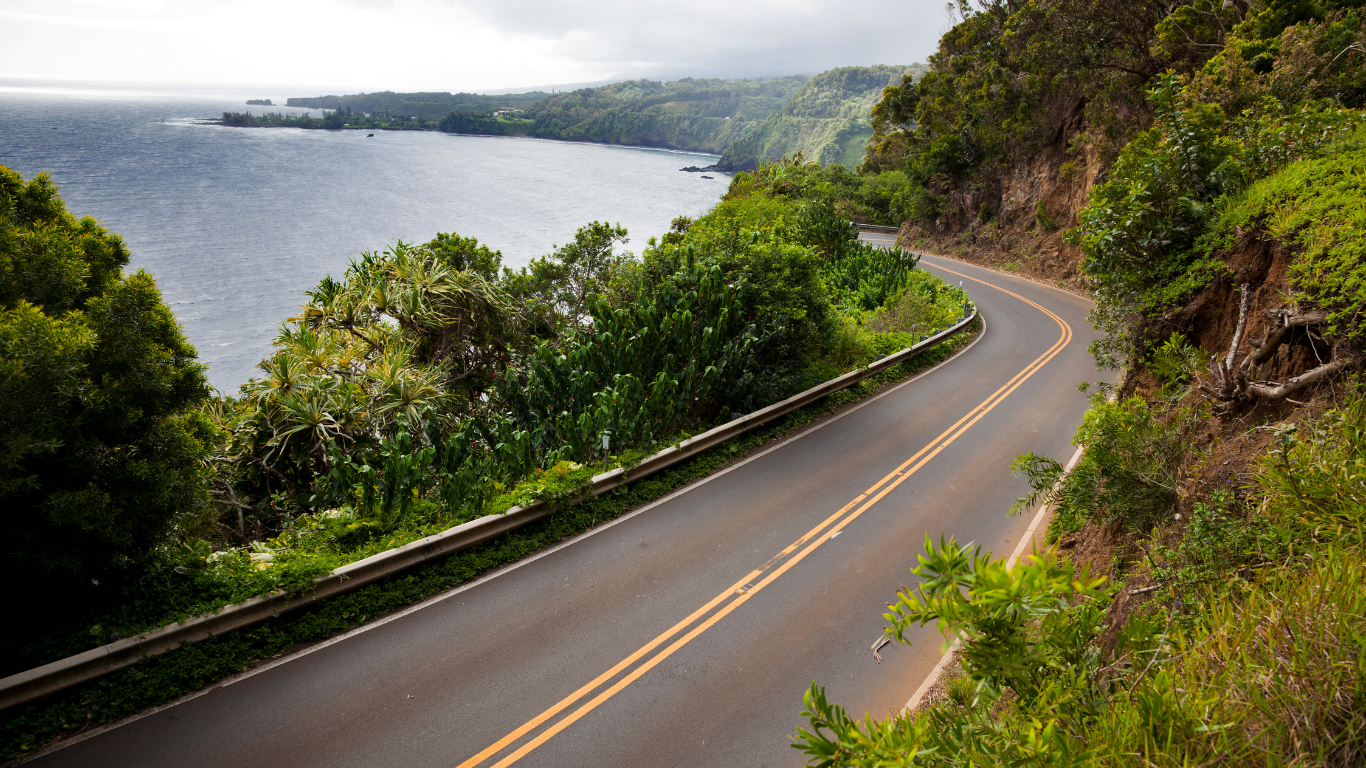 A view of the ocean from the Road to Hana in Maui's East Region