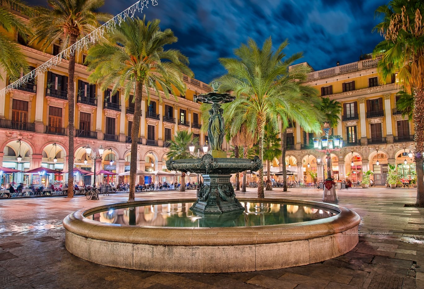 A lively square filled with palm trees, elegant lamp posts designed by Gaudí, and some of the city’s best cafés, bars, and nightlife.