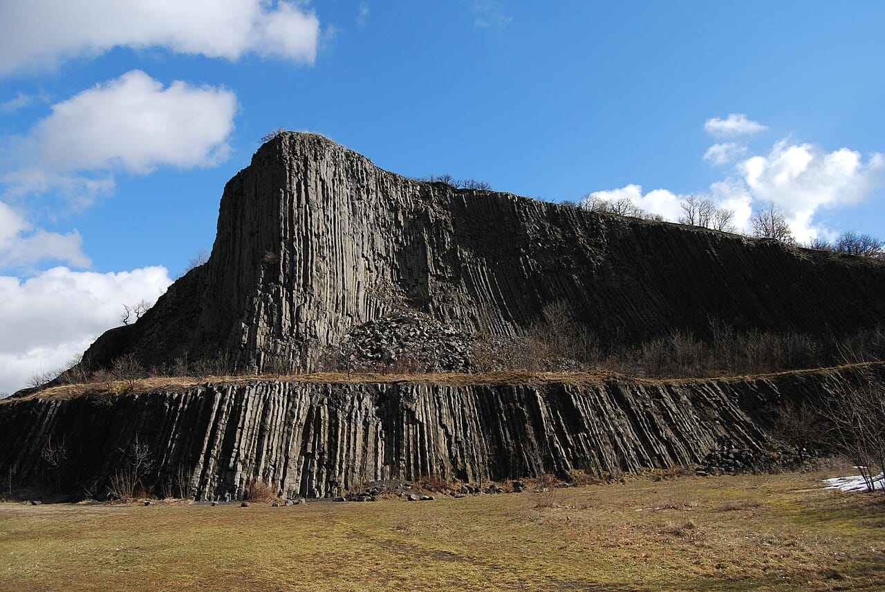 Hegyestű Geological Site