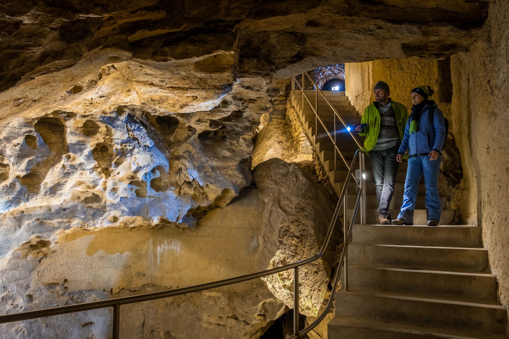 Pál-völgyi Cave