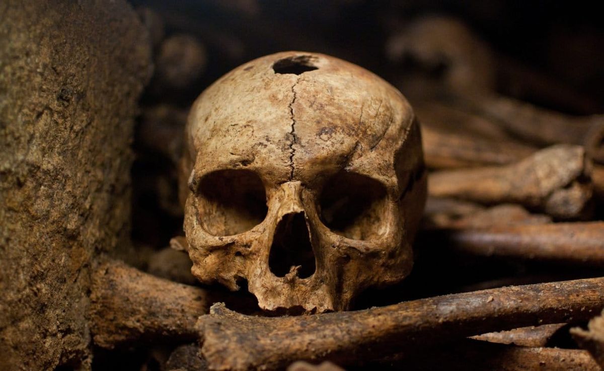 Explore The Paris Catacombs: The Bones Of 6 Million Souls