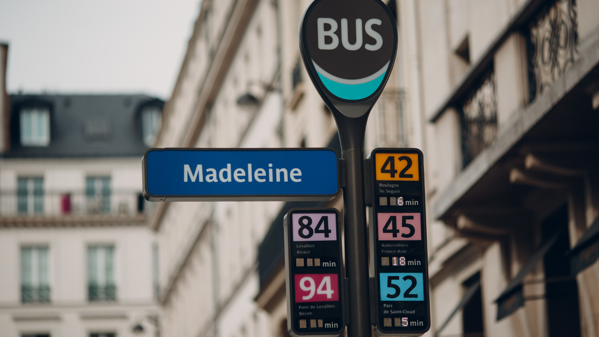 Paris Transportation Guide: How To Get Around The City