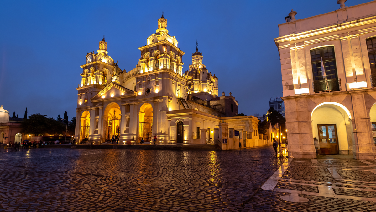 Cheapest and Most Expensive Times To Visit Argentina