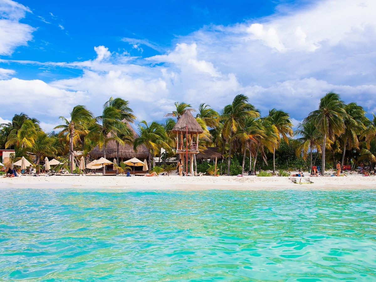 Cost To Visit Isla Mujeres💸: Travel Budget Guide (2026)