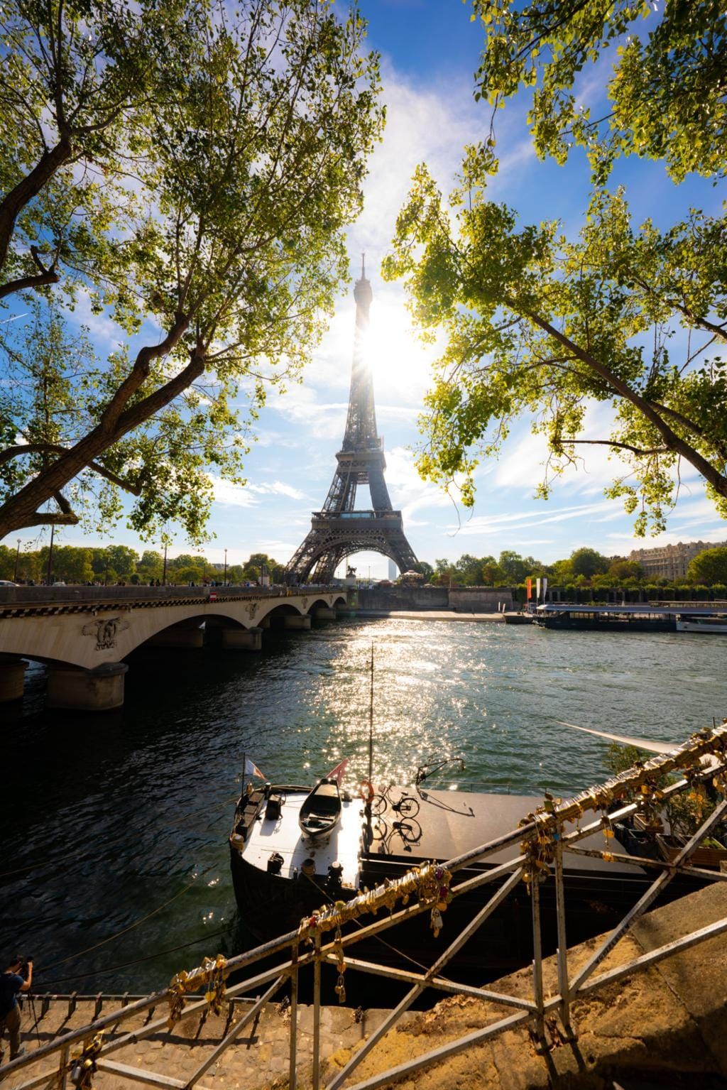 Cheapest and Most Expensive Times To Visit Paris