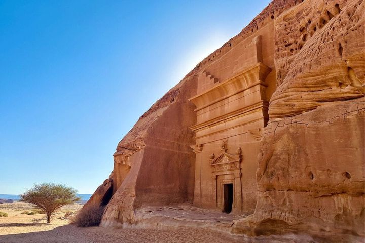 Cost To Visit Saudi Arabia: Travel Budget Guide 