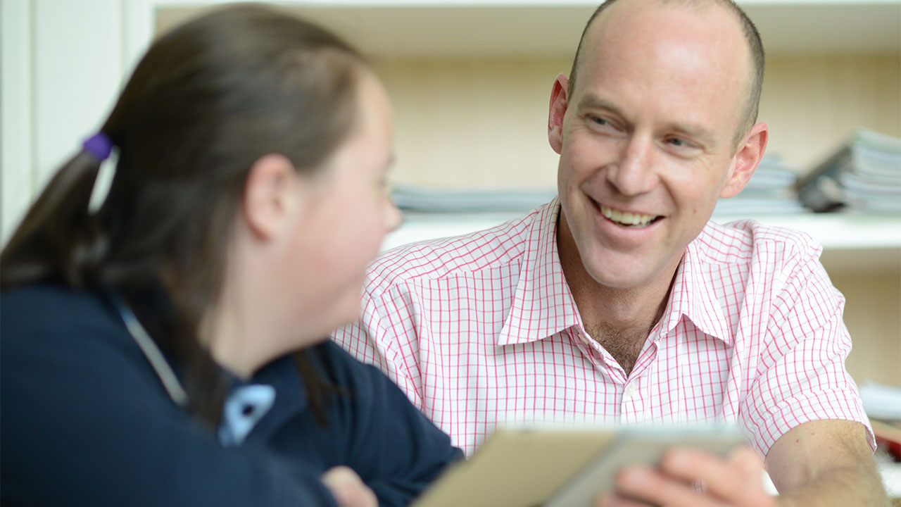 Tips for Choosing the Right Parenting Approach