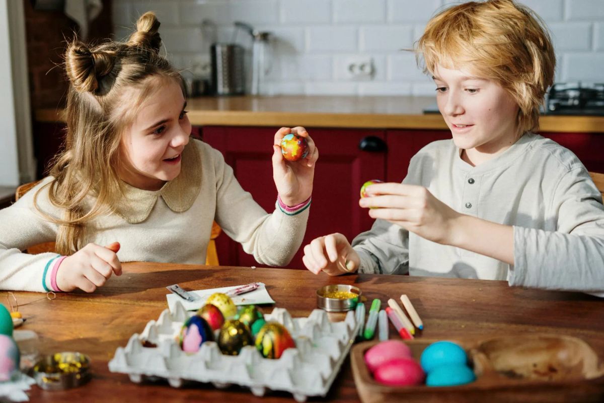 Kids painting eggs - Activities for 8-Year-Olds