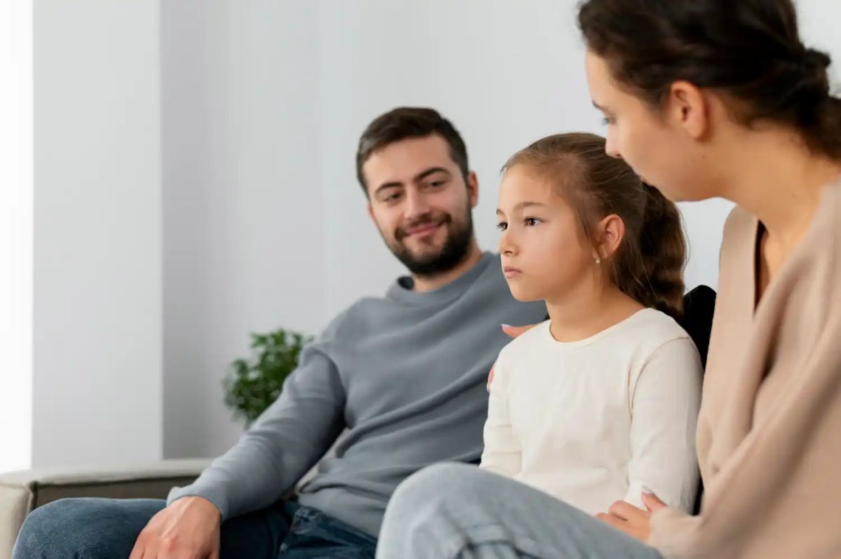 Parents with child - Authoritarian Parenting Style