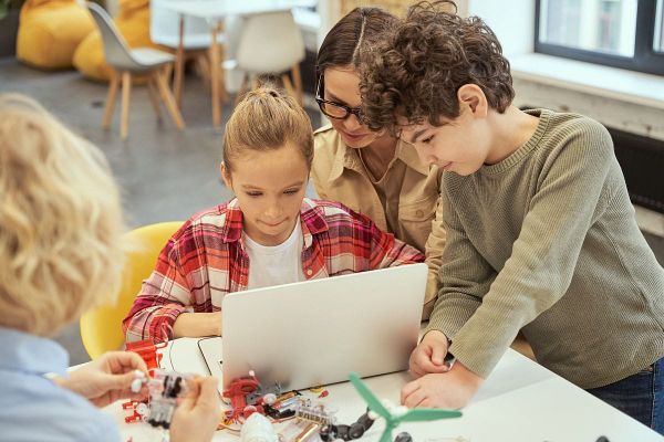 Kids Using Laptop - Coloring Websites for Kids