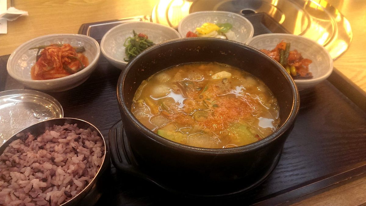 Korean soybean paste stew (Doenjang Jjigae)