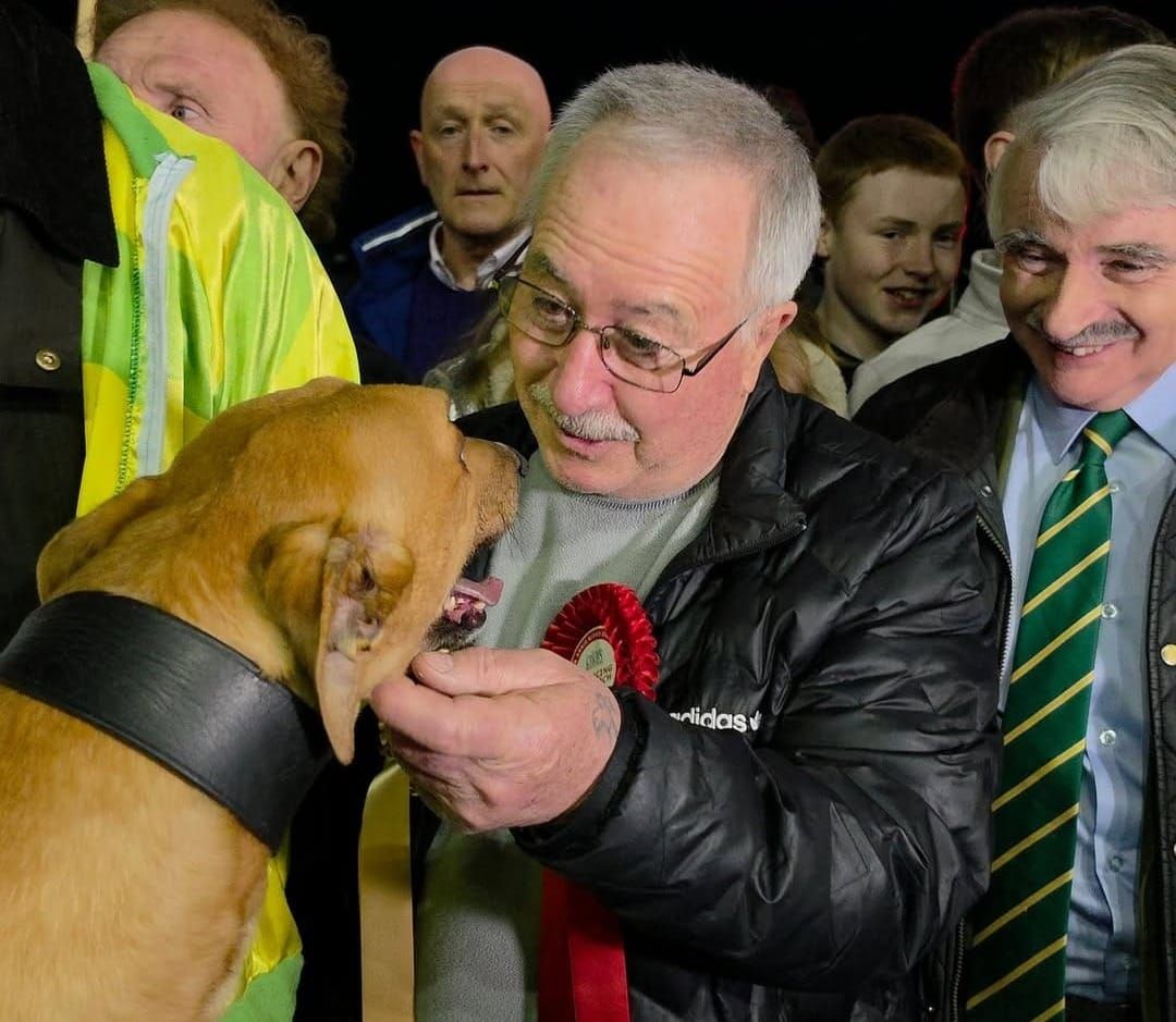 Record-breaking Monarch in a stunning Kirby Memorial victory