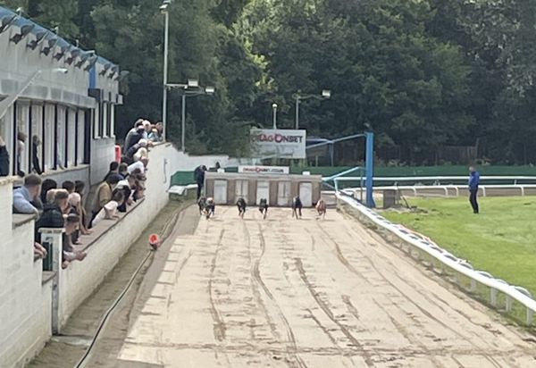 Valley's Barclay looks to result of Judicial Review into Welsh ban