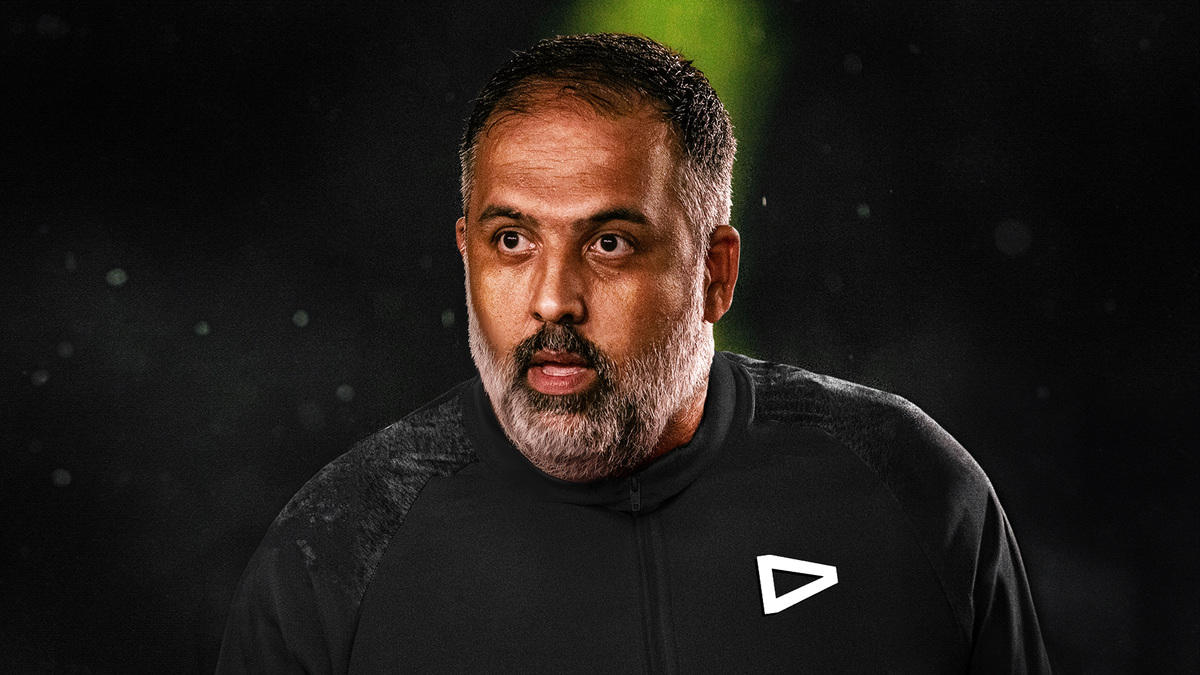 Você sabia? Maurição já foi eleito o melhor técnico de futebol 7 do mundo