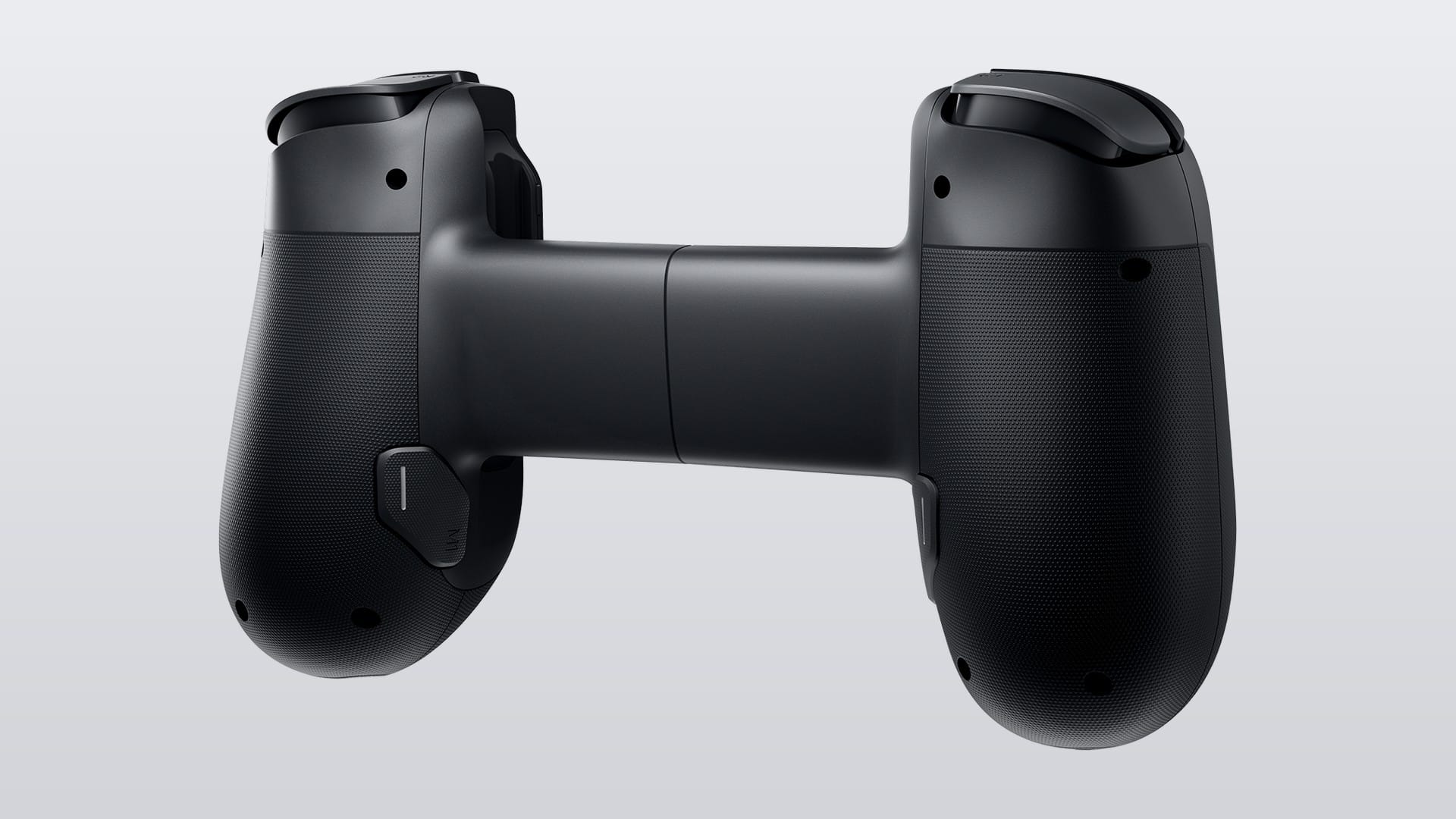 The back of the Backbone Pro, with the two rear buttons on the grips