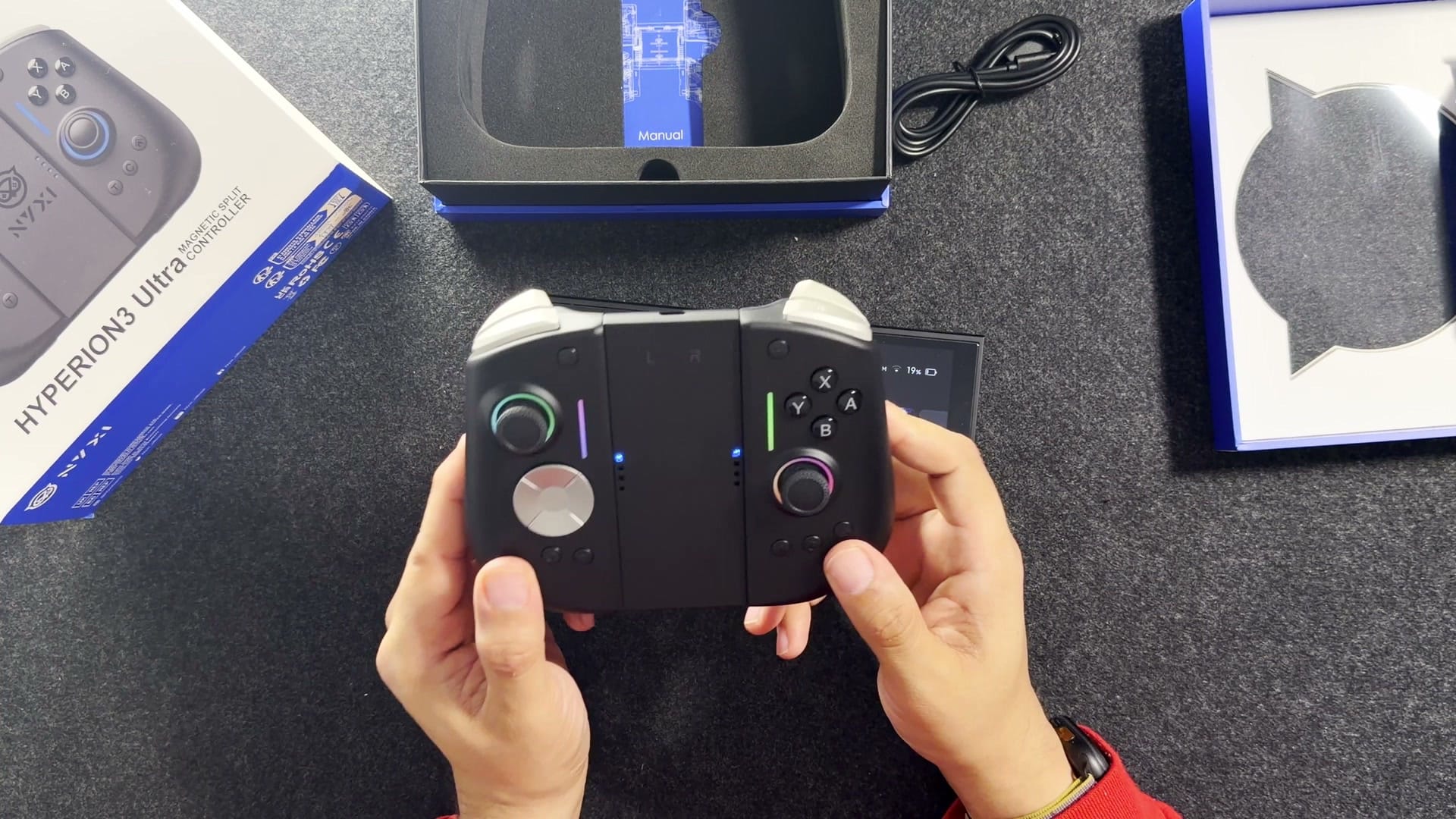 The two Hyperion 3 Ultra halves joined in the bridge as one controller