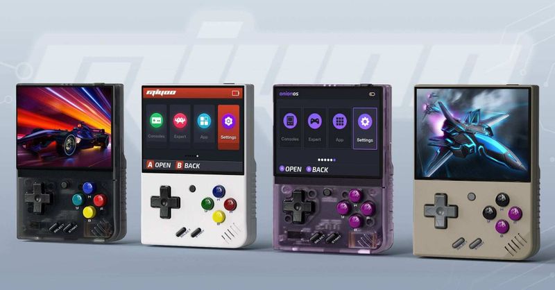 The Miyoo Mini Plus in four colours