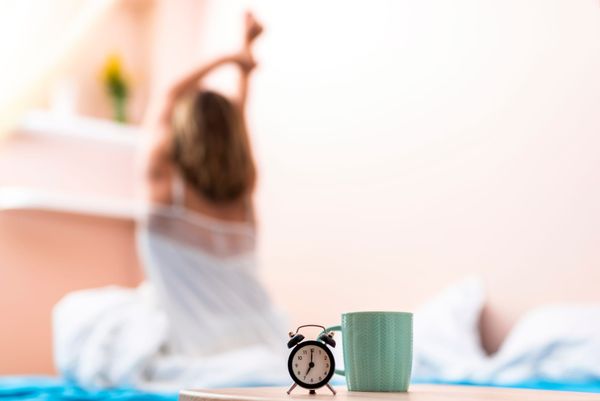 ¿Al que madruga dios lo ayuda?  Descubre los beneficios de despertar temprano y cómo lograrlo