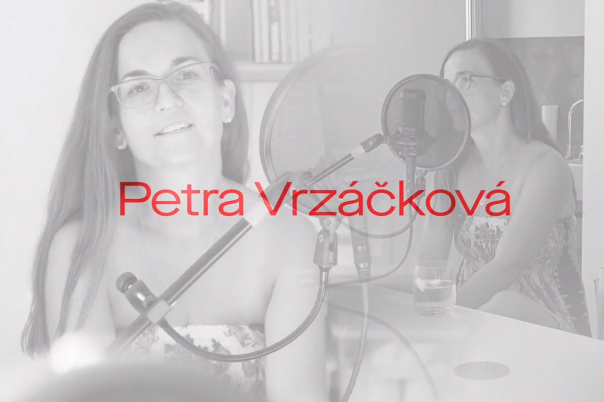 Gynekoložka a sexuoložka MUDr. Petra Vrzáčková v podcastu Přiznej barvu o menstruačním cyklu a emocích.