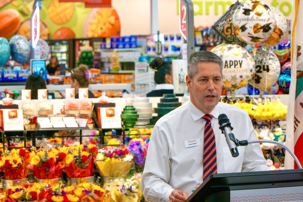Stater Bros. on  Blaine and Iowa celebrates grand reopening.