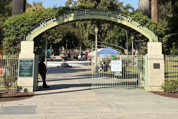 Riverside Art Market Celebrates 10th Anniversary as Community Cultural Hub