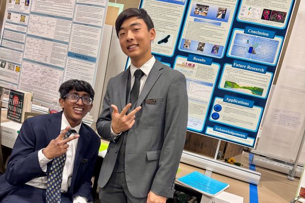 Martin Luther King High School COSMOS Students Advance to State Science Fair