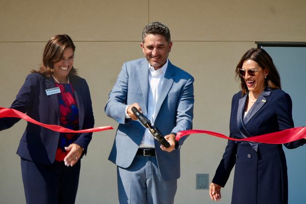 Casa Blanca Elementary Opens as District's First Purpose-Built STEM School
