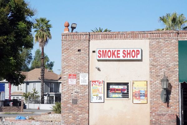 City Council Approves Emergency Moratorium on New Smoke Shop Permits