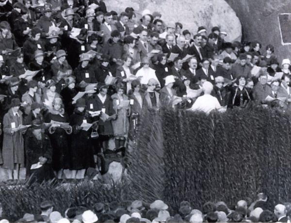 The Voice That Enchanted Riverside: Elsie Younggren-Carlstrom's Musical Legacy