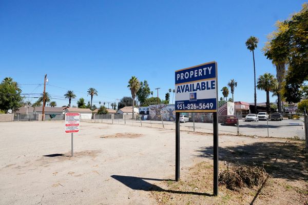 City Considers Pilot Program to Transfer Housing Density Along University Avenue
