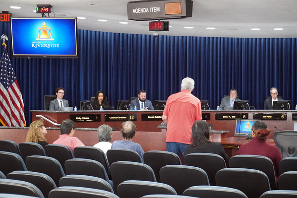Council Adopts Stricter Meeting Rules Despite Public Concern on Comment Limits