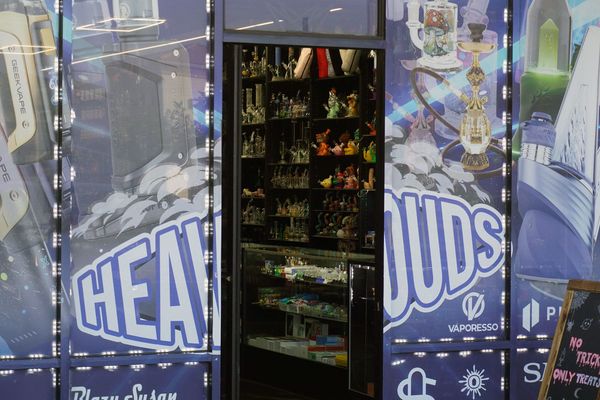 Smoke Shop Permit Freeze Extended as City Tackles Illegal Sales